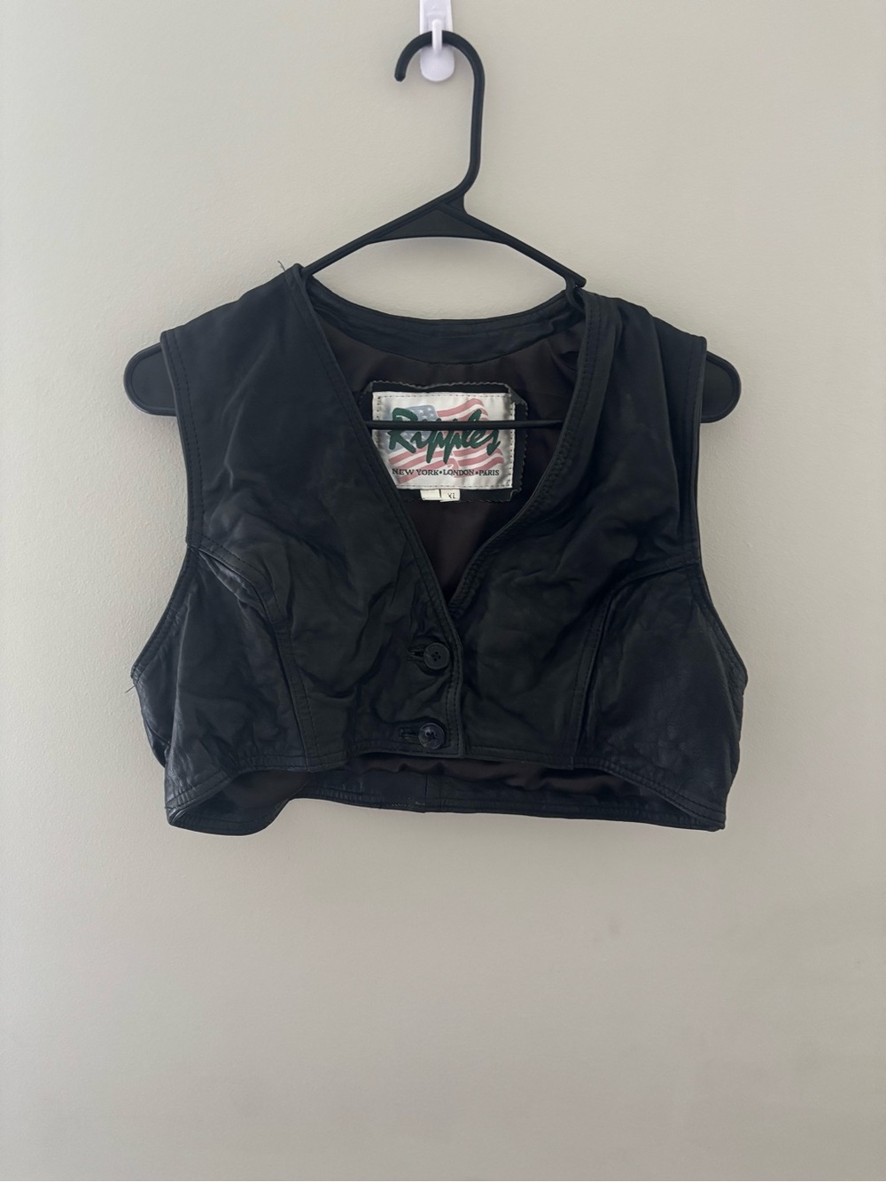 Ripples Women Black Leather Button-Front Crop Vest XL
